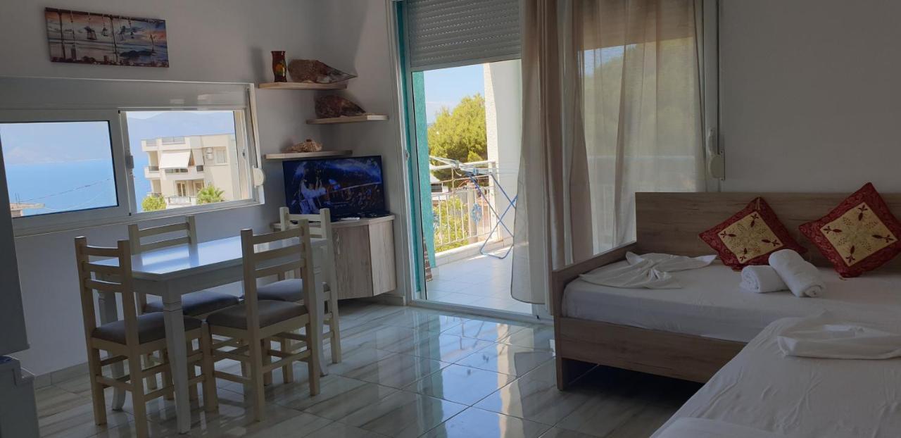 Redsun Apartment فلورا المظهر الخارجي الصورة